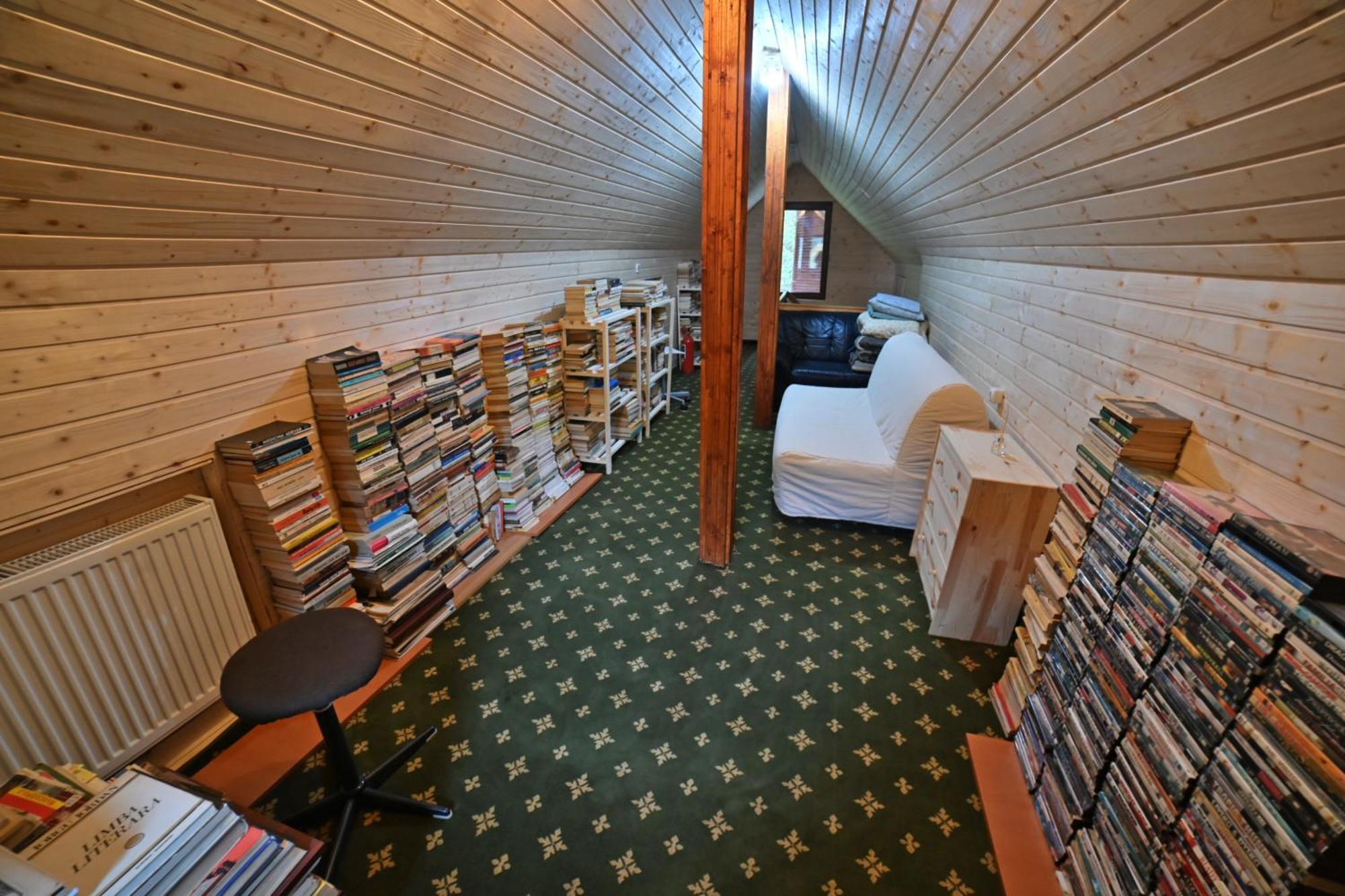 Casa De Vacanta Satic Piatra Craiului La Doi Viermi Buitenkant foto