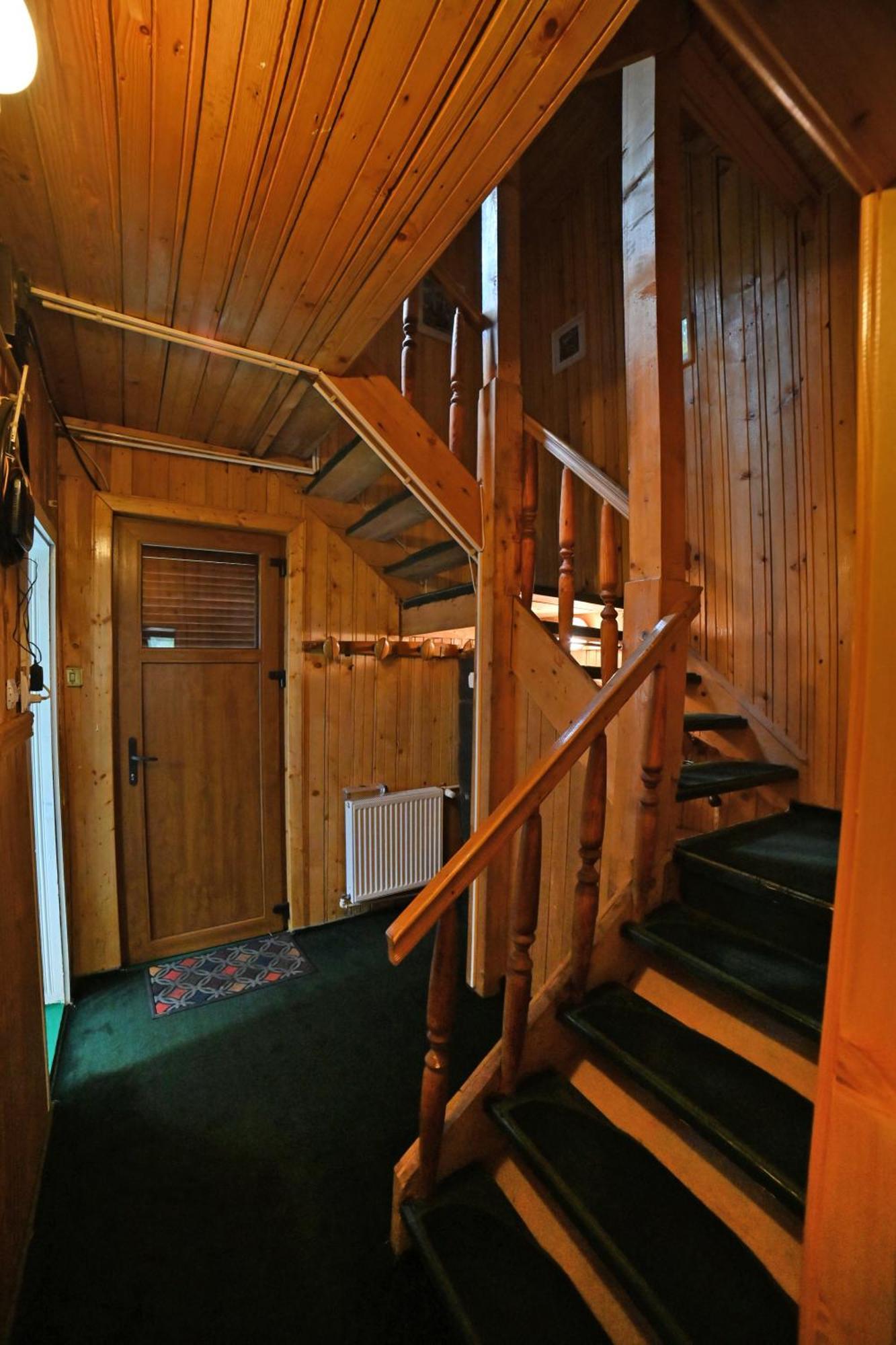Casa De Vacanta Satic Piatra Craiului La Doi Viermi Buitenkant foto